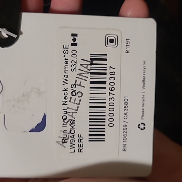 Lululemon Run It Out Neck Warmer - Picture 6 of 6